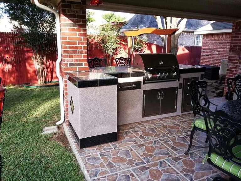 Outdoor Kitchens 6
