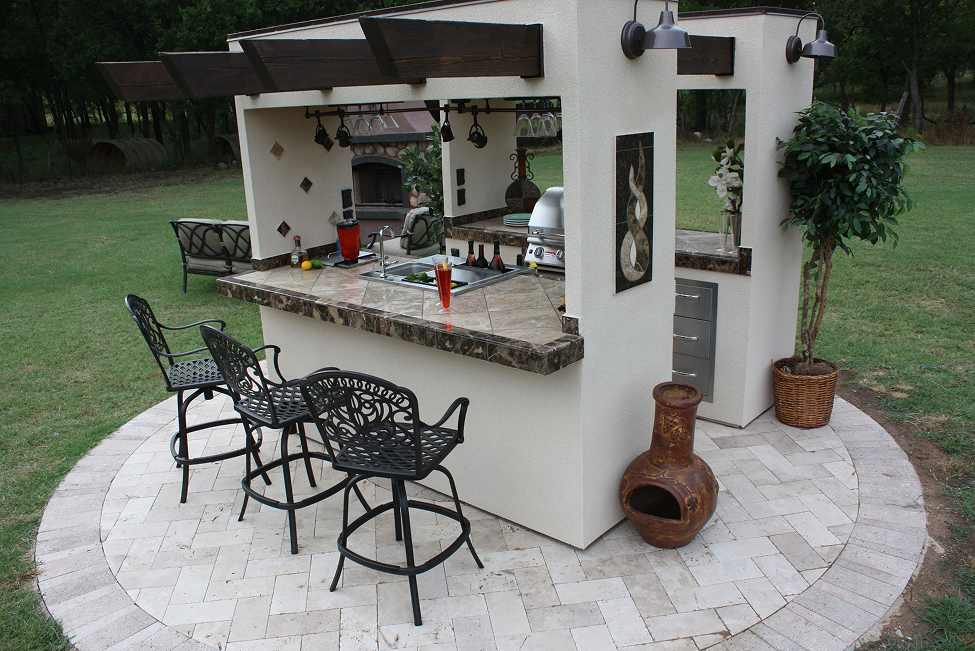Outdoor Kitchens