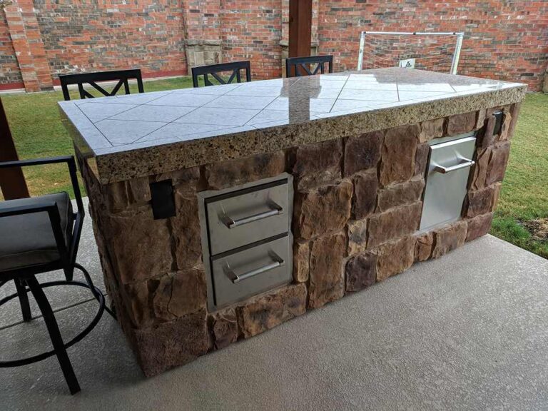 Outdoor Kitchens 13